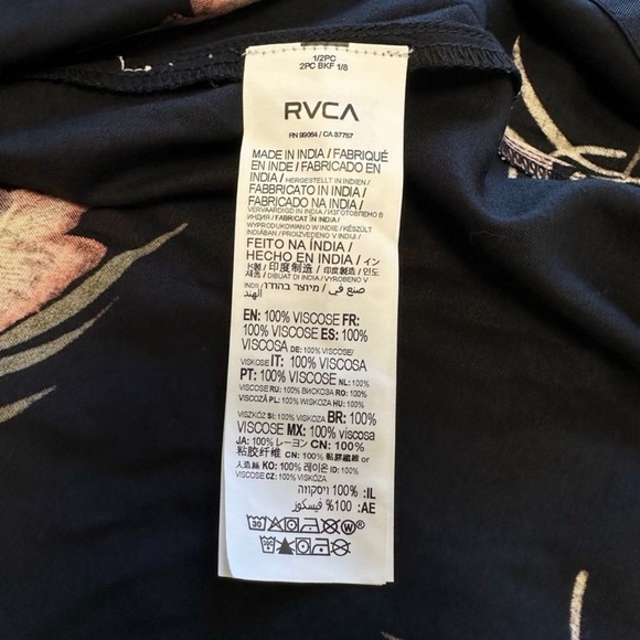 NWT RVCA Women Black Floral V-Neck Front Button Closure Midi Dress XS Whimsigoth - Picture 10 of 11